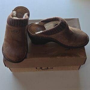 UGG Women's Tan Knit-Trim Mules